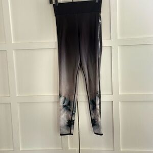 Ultracor Fawn Print Leggings
